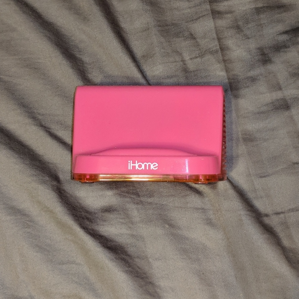 Small iHome speaker